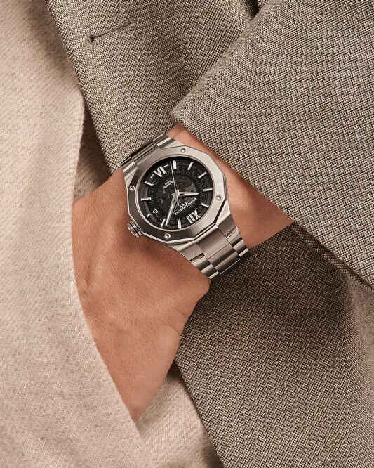 Baume & Mercier Riviera Baumatic Automatik 42mm