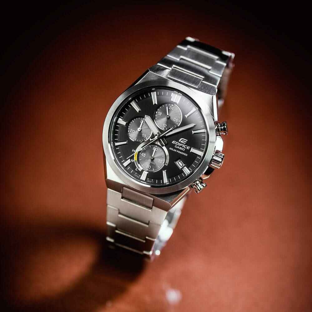 EFS S630D 1AV Lifestyle offfigure2 a1fae8c96478132f8