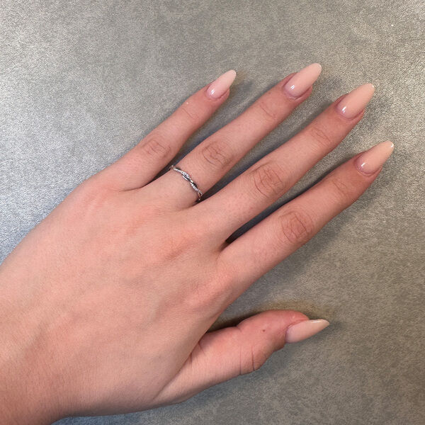 1EU97W1 a055cc2728ec3802c