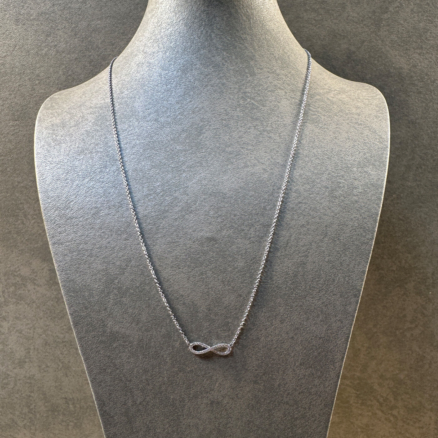 Brogle Classic Kette mit Diamantanhänger