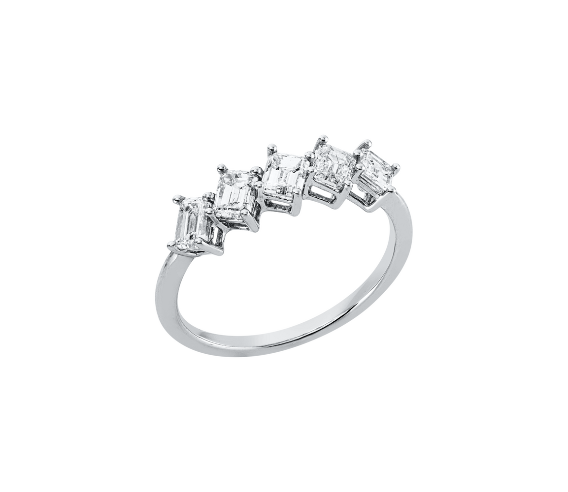 Brogle Selection diamond ring