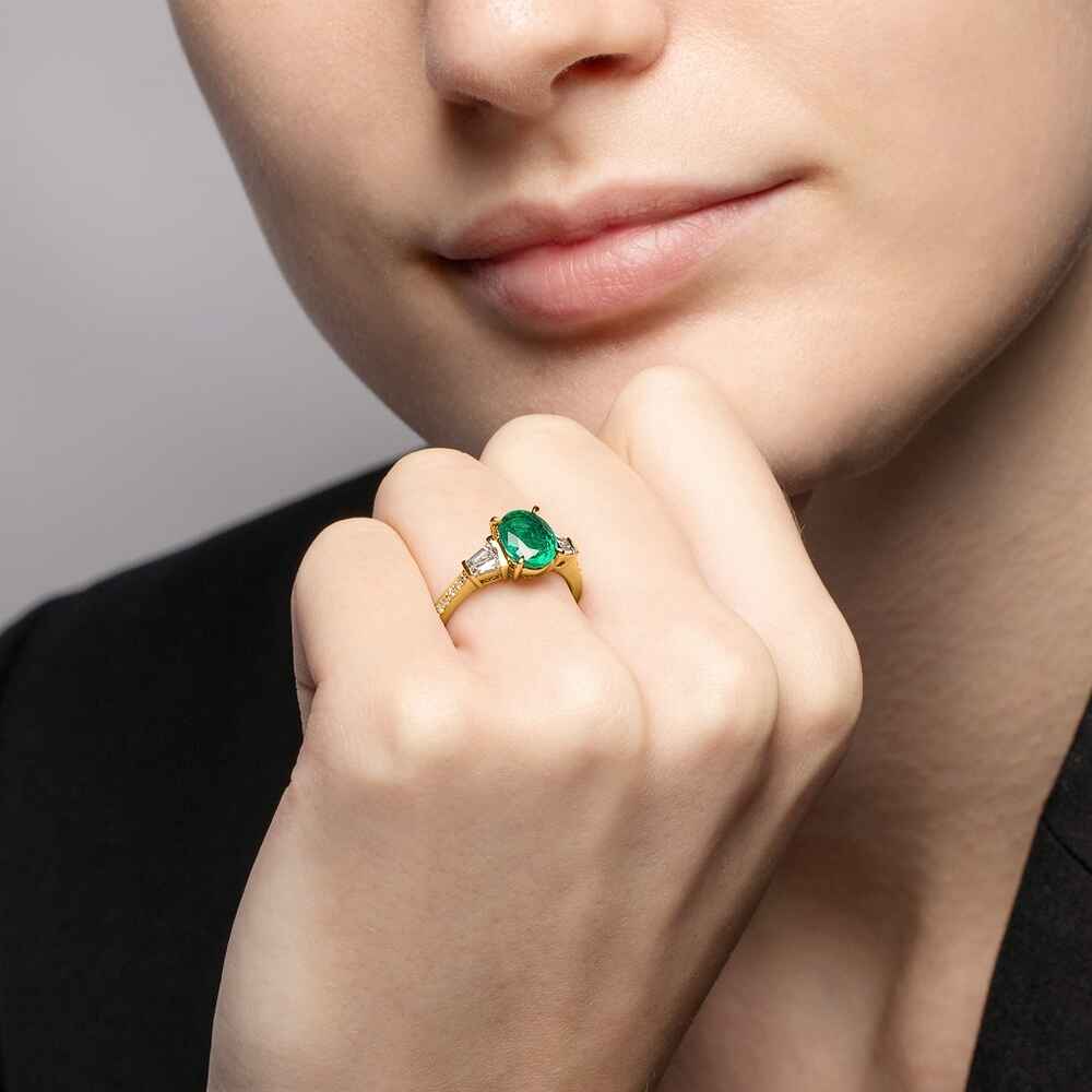 Brogle Selection emerald ring