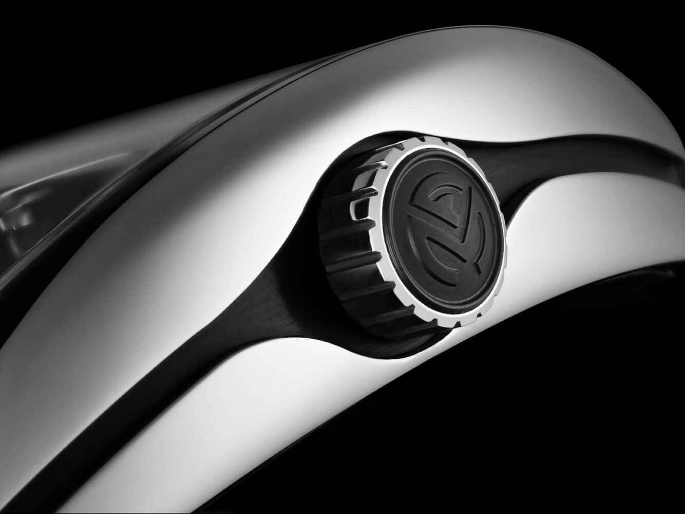 Franck Muller Vanguard Automatic Date 53.7 x 44mm Franck Muller Vanguard Automatic Date 53.7 x 44mm