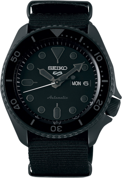 Seiko 5 Sports 42mm Seiko 5 Sports 42mm