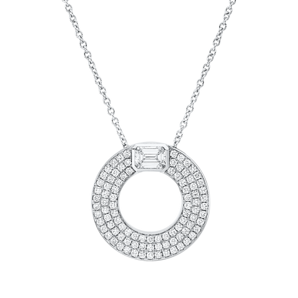 Brogle Selection necklace with diamond pendant